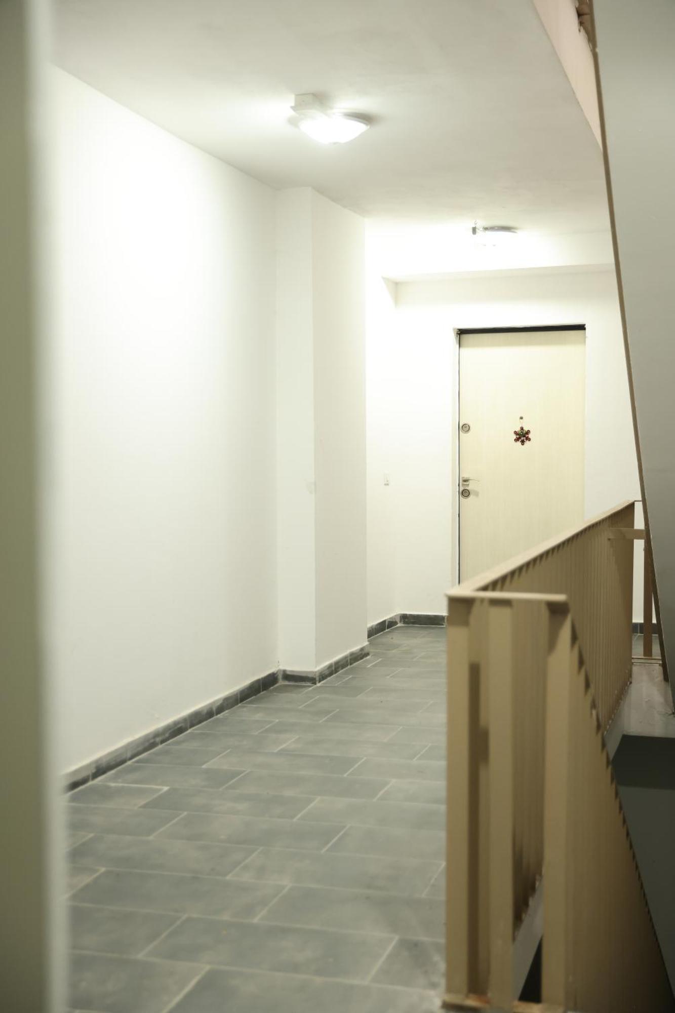Family Apartment Тирана Екстер'єр фото