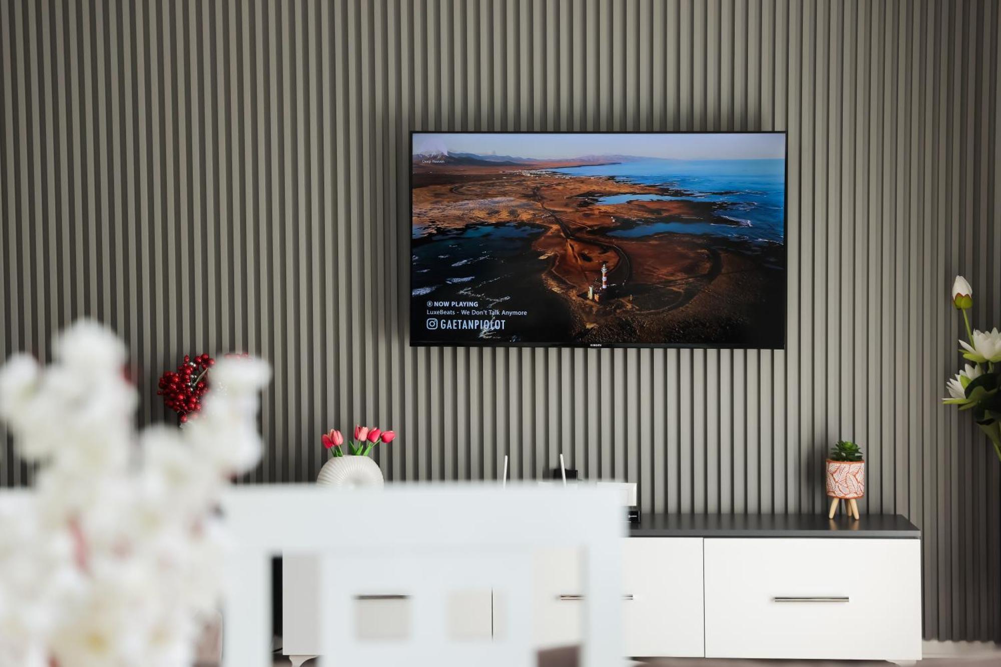 Family Apartment Тирана Екстер'єр фото