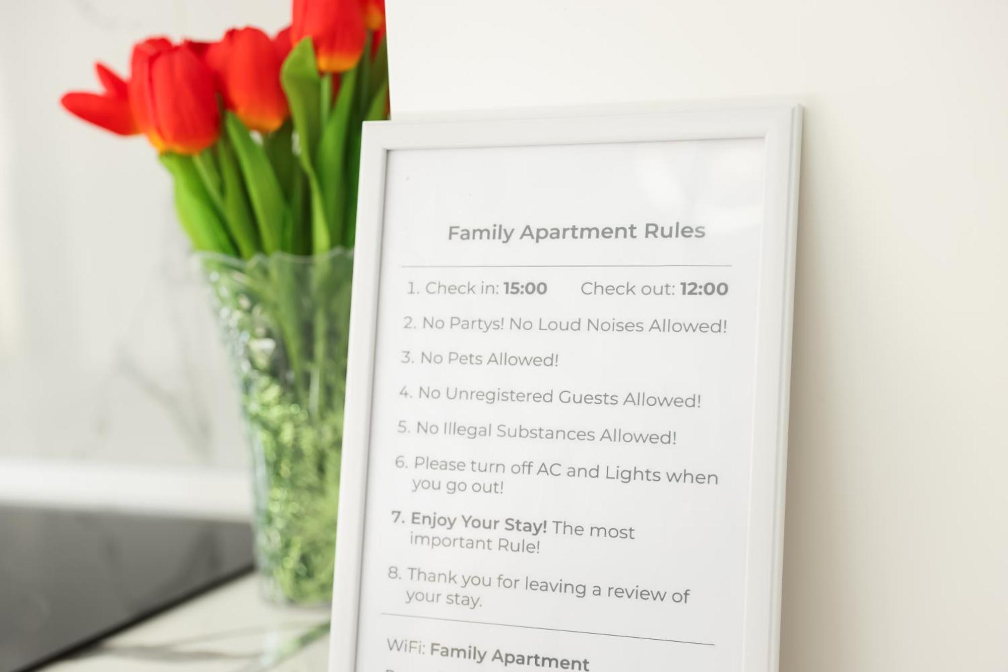 Family Apartment Тирана Екстер'єр фото