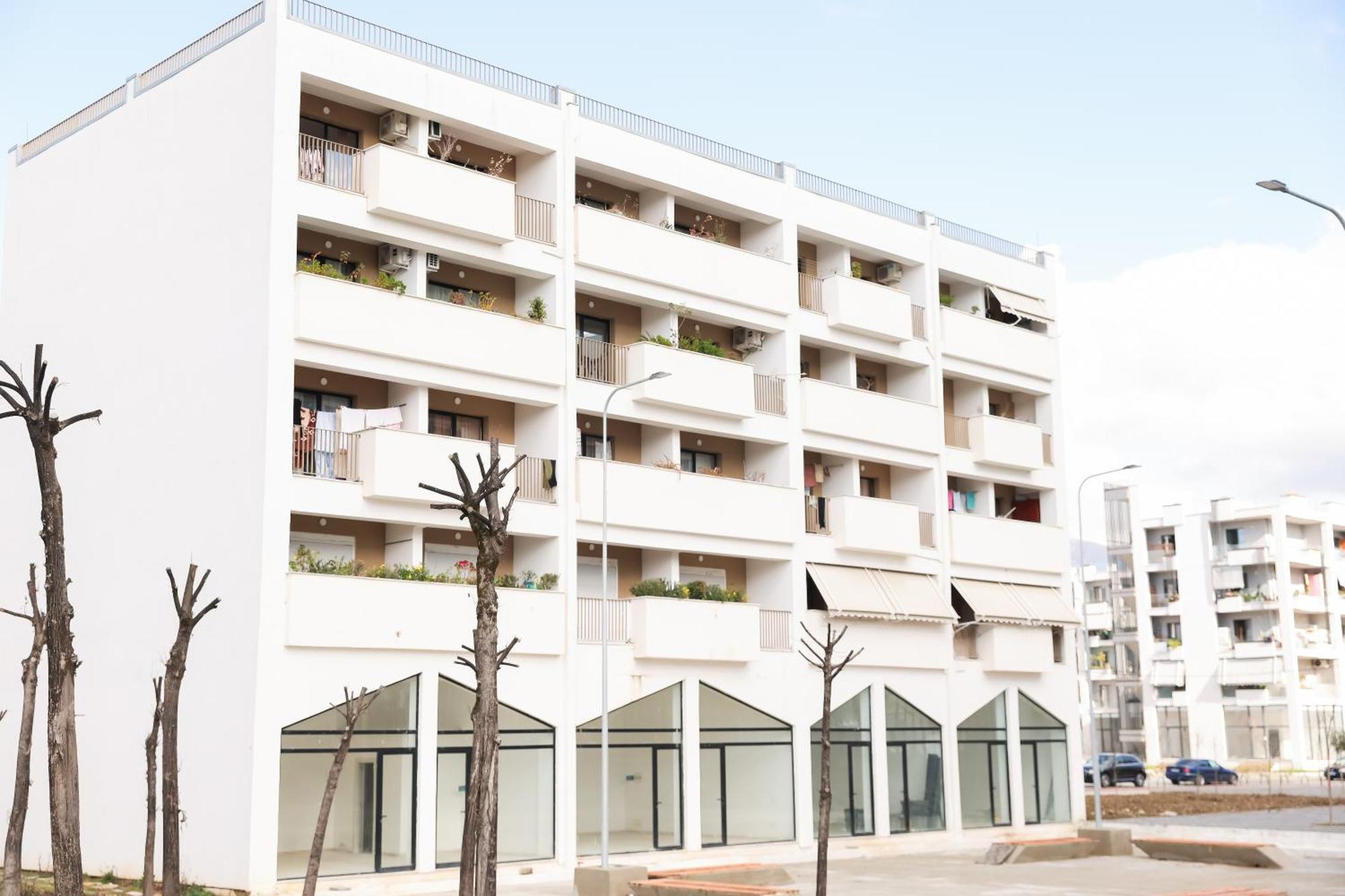 Family Apartment Тирана Екстер'єр фото
